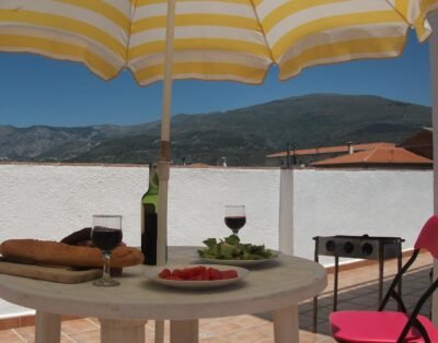 Rural house “Encina Gorda”, ideal to enjoy rest and privacy.